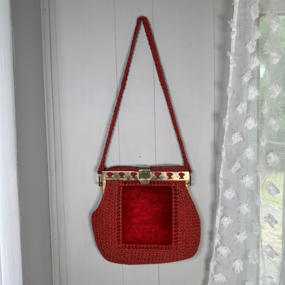 Vintage‎ Italian Crocheted Handbag Embossed Red Velvet Inset Gold Tone Clasp
